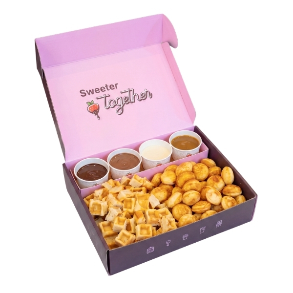 Mix Waffle/Mini Pancakes Catering Box